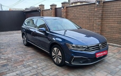 Volkswagen Passat B8 рестайлинг, 2020 год, 2 000 000 рублей, 1 фотография