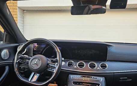 Mercedes-Benz E-Класс, 2021 год, 5 200 000 рублей, 13 фотография