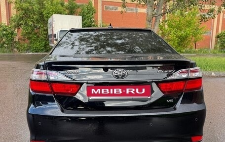 Toyota Camry, 2017 год, 2 800 000 рублей, 7 фотография