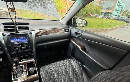 Toyota Camry, 2017 год, 2 800 000 рублей, 15 фотография