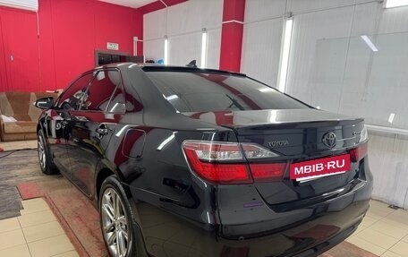 Toyota Camry, 2017 год, 2 800 000 рублей, 5 фотография