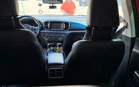 KIA Sportage IV рестайлинг, 2018 год, 2 380 000 рублей, 8 фотография
