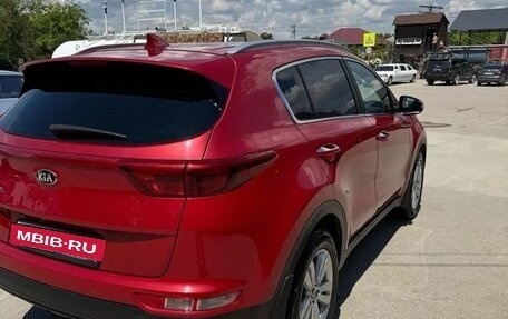 KIA Sportage IV рестайлинг, 2018 год, 2 380 000 рублей, 4 фотография