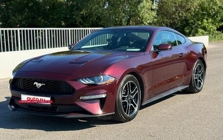 Ford Mustang VI рестайлинг, 2018 год, 3 200 000 рублей, 2 фотография