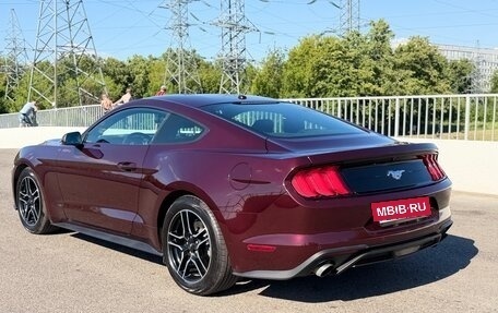 Ford Mustang VI рестайлинг, 2018 год, 3 200 000 рублей, 4 фотография