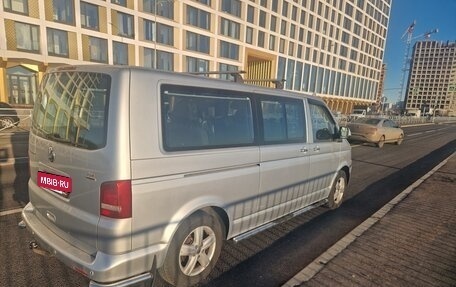 Volkswagen Caravelle T5, 2011 год, 1 800 000 рублей, 2 фотография
