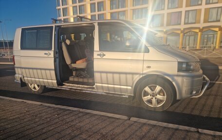 Volkswagen Caravelle T5, 2011 год, 1 800 000 рублей, 11 фотография
