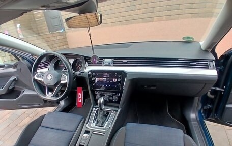 Volkswagen Passat B8 рестайлинг, 2020 год, 2 000 000 рублей, 10 фотография
