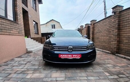 Volkswagen Passat B8 рестайлинг, 2020 год, 2 000 000 рублей, 5 фотография