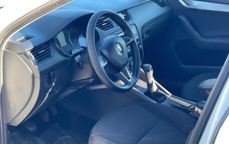 Skoda Octavia, 2018 год, 950 000 рублей, 11 фотография