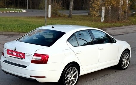Skoda Octavia, 2018 год, 950 000 рублей, 14 фотография