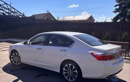 Honda Accord IX рестайлинг, 2013 год, 1 750 000 рублей, 4 фотография