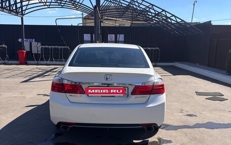 Honda Accord IX рестайлинг, 2013 год, 1 750 000 рублей, 6 фотография