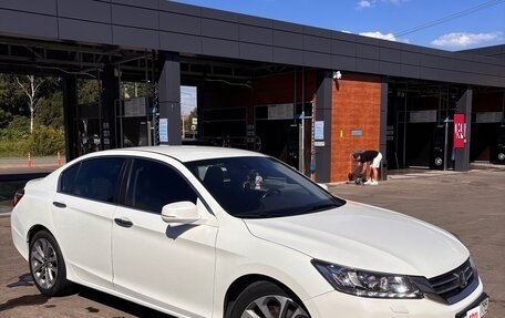 Honda Accord IX рестайлинг, 2013 год, 1 750 000 рублей, 7 фотография