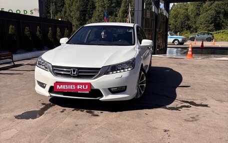 Honda Accord IX рестайлинг, 2013 год, 1 750 000 рублей, 9 фотография