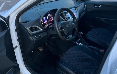 Hyundai Solaris II рестайлинг, 2021 год, 985 000 рублей, 5 фотография