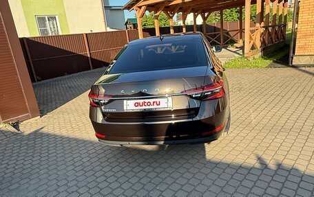 Skoda Superb III рестайлинг, 2020 год, 3 250 000 рублей, 4 фотография