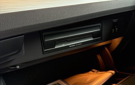 Skoda Superb III рестайлинг, 2020 год, 3 250 000 рублей, 17 фотография