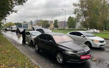 Skoda Superb III рестайлинг, 2020 год, 3 250 000 рублей, 34 фотография