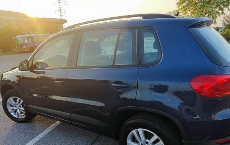 Volkswagen Tiguan I, 2011 год, 1 370 000 рублей, 4 фотография