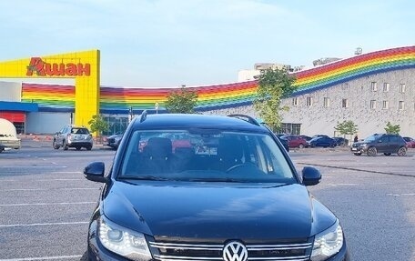 Volkswagen Tiguan I, 2011 год, 1 370 000 рублей, 2 фотография