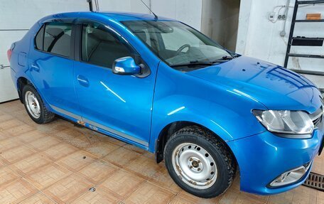 Renault Logan II, 2015 год, 520 000 рублей, 11 фотография