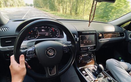 Volkswagen Touareg III, 2014 год, 2 950 000 рублей, 4 фотография