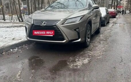 Lexus RX IV рестайлинг, 2019 год, 4 000 000 рублей, 2 фотография