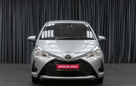Toyota Vitz, 2017 год, 999 000 рублей, 3 фотография