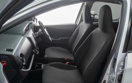 Toyota Vitz, 2017 год, 999 000 рублей, 8 фотография