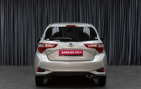 Toyota Vitz, 2017 год, 999 000 рублей, 4 фотография