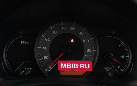 Toyota Vitz, 2017 год, 999 000 рублей, 13 фотография