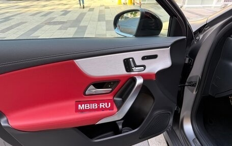 Mercedes-Benz A-Класс AMG, 2020 год, 3 800 000 рублей, 14 фотография