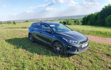 KIA cee'd III, 2020 год, 1 120 000 рублей, 2 фотография