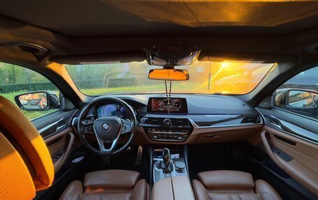 BMW 5 серия, 2018 год, 4 350 000 рублей, 14 фотография