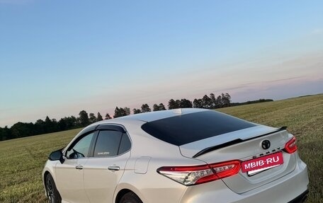 Toyota Camry, 2020 год, 2 620 000 рублей, 5 фотография