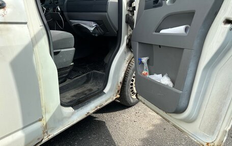 Volkswagen Transporter T5 рестайлинг, 2006 год, 950 000 рублей, 10 фотография