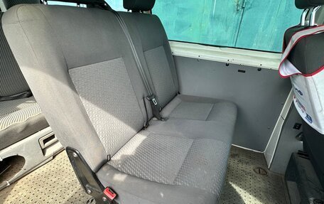 Volkswagen Transporter T5 рестайлинг, 2006 год, 950 000 рублей, 15 фотография