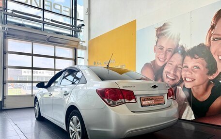 Chevrolet Cruze II, 2009 год, 529 000 рублей, 4 фотография