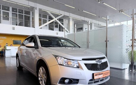 Chevrolet Cruze II, 2009 год, 529 000 рублей, 3 фотография