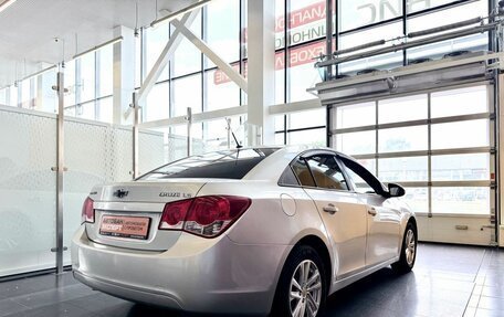 Chevrolet Cruze II, 2009 год, 529 000 рублей, 6 фотография
