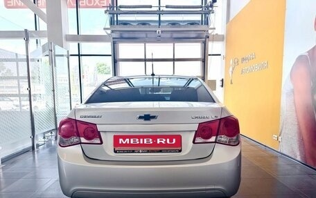 Chevrolet Cruze II, 2009 год, 529 000 рублей, 5 фотография