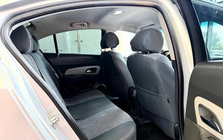 Chevrolet Cruze II, 2009 год, 529 000 рублей, 8 фотография