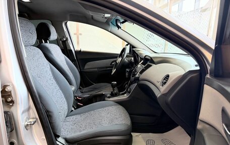 Chevrolet Cruze II, 2009 год, 529 000 рублей, 9 фотография
