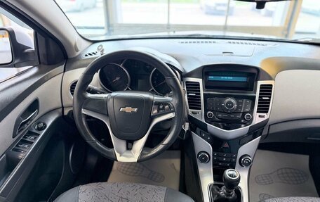 Chevrolet Cruze II, 2009 год, 529 000 рублей, 12 фотография
