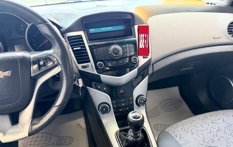Chevrolet Cruze II, 2009 год, 529 000 рублей, 14 фотография