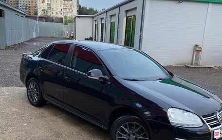 Volkswagen Jetta VI, 2008 год, 990 000 рублей, 3 фотография