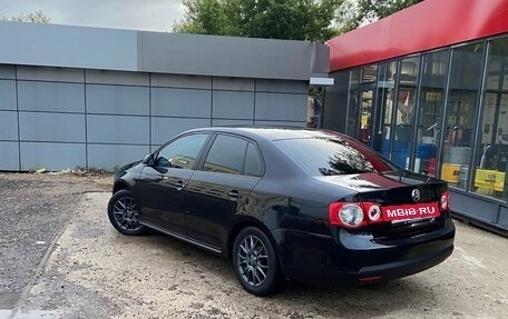 Volkswagen Jetta VI, 2008 год, 990 000 рублей, 2 фотография