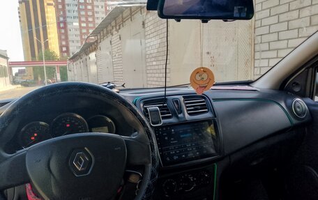 Renault Logan II, 2016 год, 450 000 рублей, 2 фотография
