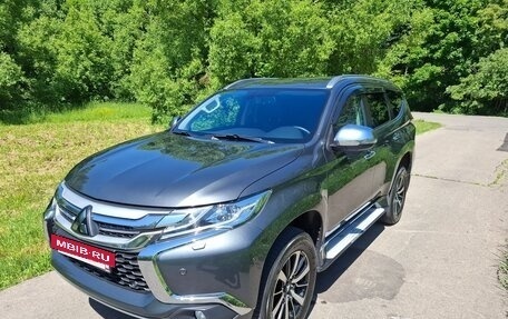 Mitsubishi Pajero Sport III рестайлинг, 2019 год, 4 000 000 рублей, 6 фотография